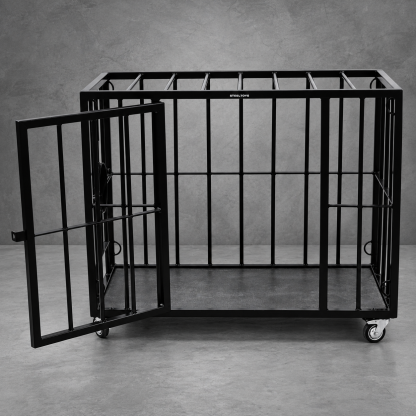 Zwarte kooi van Steeltoys met geopende deur en wielen